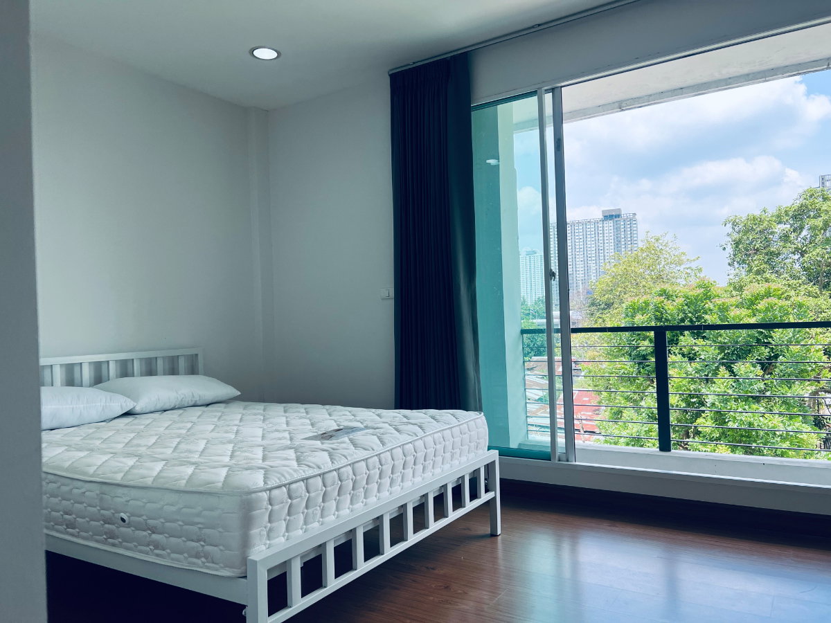 รูป บ้านกลางเมือง เอสเซ้นส์ สาทร-ตากสิน 2 เช่า 26,000 บาท 3 ชั้น 3 นอน 3 น้ำ - รูปที่ 13/15