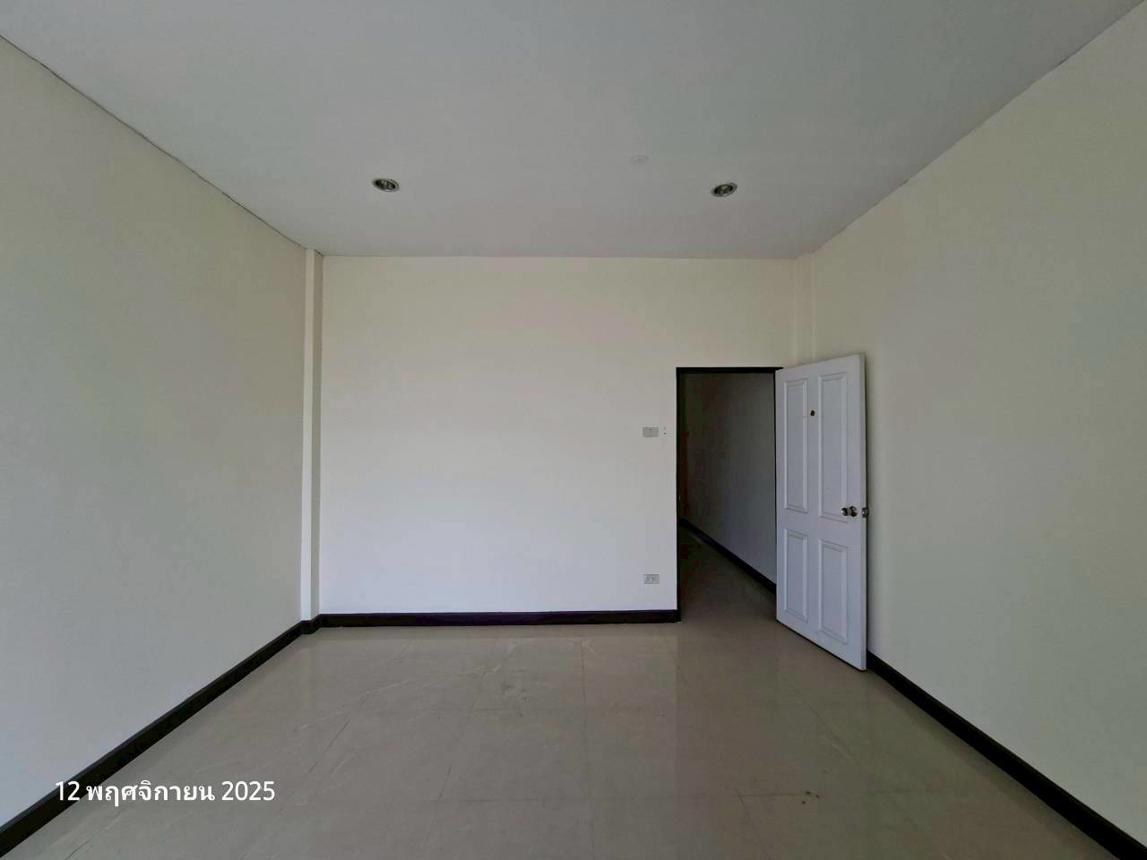 รูป อาคารพาณิชย์ 22 ตร.วา ปราณบุรี ประจวบคีรีขันธ์ 2.2M - รูปที่ 31/38