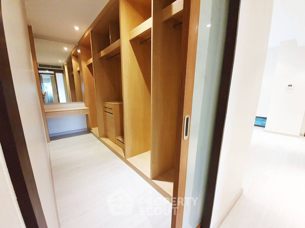 รูป คอนโด 3-ห้องนอน ที่ บ้าน ลักซ์ - สาทร ใกล้ MRT คลองเตย (ID 2751700) - รูปที่ 8/20