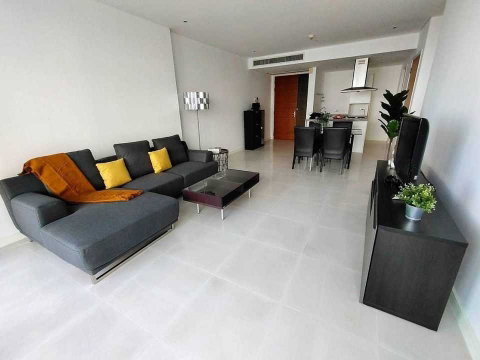 LTH6248 – Condo Fullerton FOR RENT 2 beds 2 baths size 96 sq.m. Pet allow near BTS Ekkamai station ONLY 75,000 THB / month