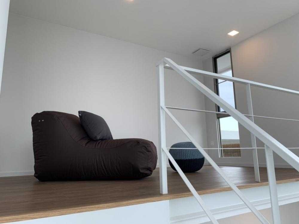 รูป LTHC7089 – House FOR RENT in Rama 9 3 beds 4 baths 324 sq.M. Near ARL Huamark station ONLY 350k/month - รูปที่ 3/6