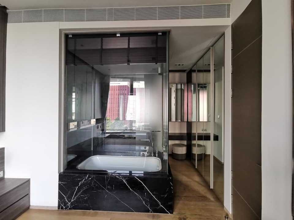 รูป LTH6493 – Saladaeng One FOR RENT 1 bed 1 bath size 57 Sq.M. Nearby MRT Si Lom station ONLY 55k/month - รูปที่ 5/6