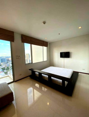 Condos for rent : Condo for Rent at Villa Sathorn – Great Price, Near BTS, Convenient Transportation | Code: DS2063 | Line: @Dstay