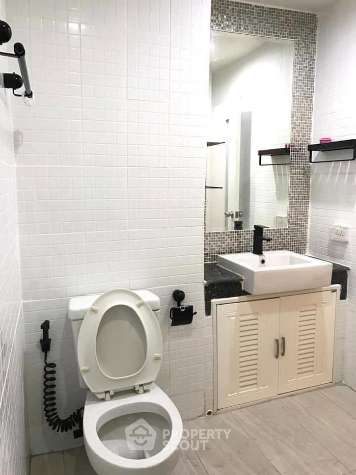 picture 1-BR Condo at A Space Asoke-Ratchada near MRT Phra Ram 9 (ID 1001795) - 7/7