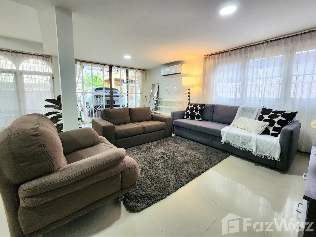 รูป บ้านเดี่ยวให้เช่า 6 ห้องนอน ใน สามเสนนอก, กรุงเทพมหานคร 6127561 - รูปที่ 3/21