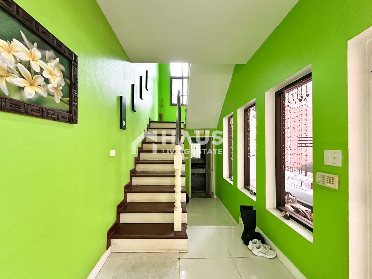 picture Pathawee Kan / 3 Bedrooms #HCWT023 - 8/20