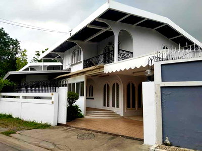 เช่าบ้านเดี่ยว เทสโก้โลตัส เอ็กตร้า พระราม 4 : LTHC6379 – Detached House FOR RENT 5 beds 4 baths Size 500 Sq.M. BTS Phra Khanong station ONLY 120k/month