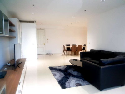 คอนโดให้เช่า : LTH6401 – Athenee Residence FOR RENT 2 beds 2 baths Size 133 Sq.M. Near BTS Ploenchit ONLY 80k/month