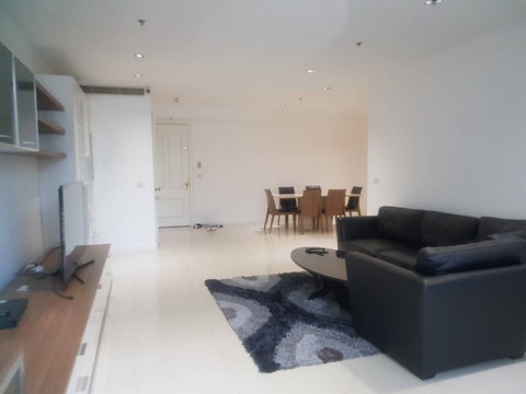 LTH6401 – Athenee Residence FOR RENT 2 beds 2 baths Size 133 Sq.M. Near BTS Ploenchit ONLY 80k/month