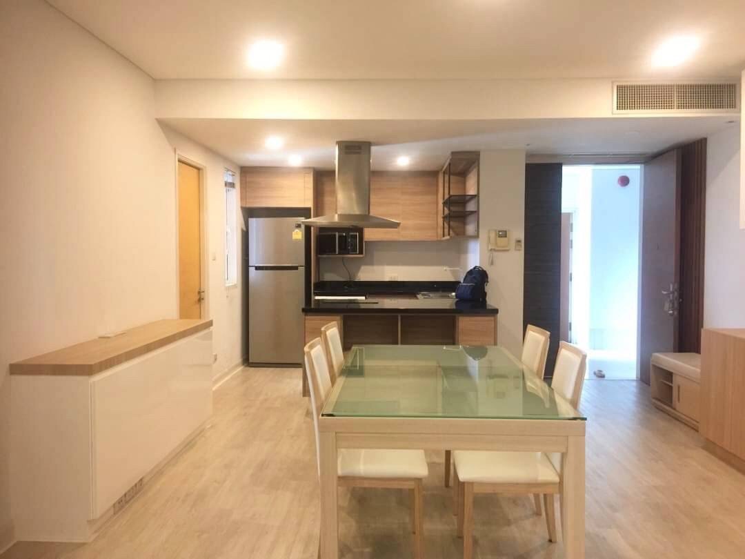 รูป LTHC6475 – Fullerton FOR RENT 3 beds 3 baths Size 135 Sq.M. Near BTS Ekkamai stations ONLY 70k/month - รูปที่ 2/7