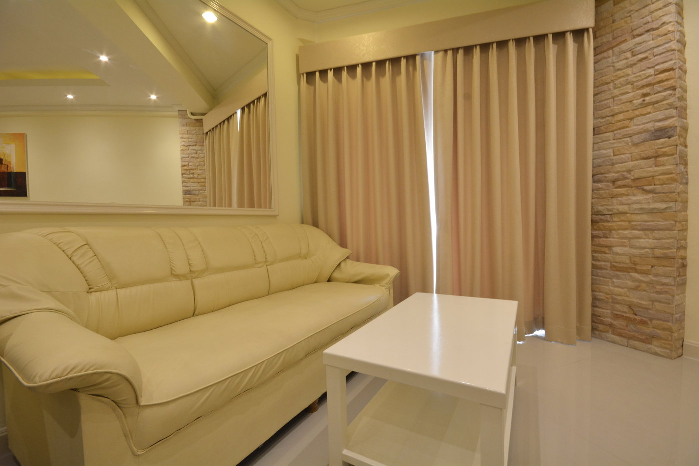 รูป Studio Condo for Rent at Jomtien Beach Condominium in Pattaya - รูปที่ 12/16