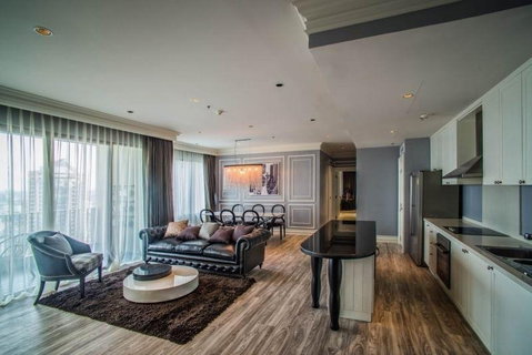 LTH6667 – Penthouse at The Emporio Place FOR SALE 3 beds 4 baths Size 170 Sq.M.Near BTS Phrom Phong stations ONLY 45 MB