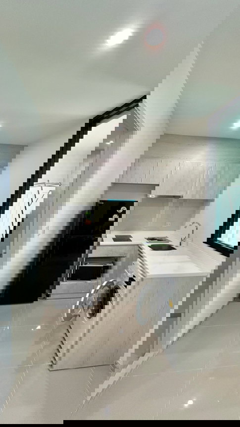 picture For Rent Life Asoke, 1 Bed 1 Bath  - 5/12