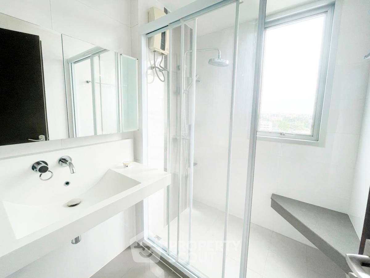 picture 2-BR Condo at Rhythm Ratchada near MRT Ratchadaphisek (ID 2751691) - 9/10
