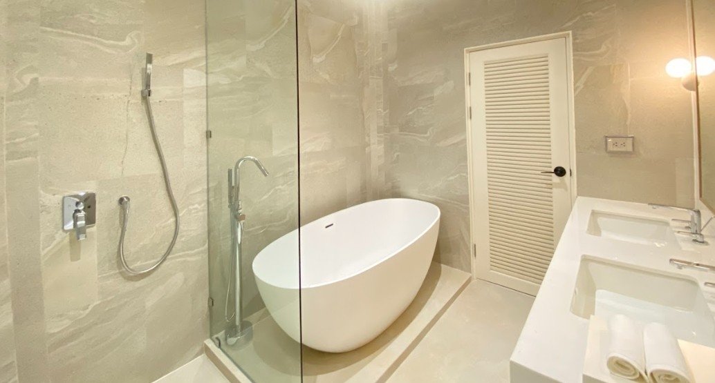 รูป LTHC7096 – Sathorn Park Place FOR RENT 3 beds 3 baths Size 236 Sq.M.Near BTS Chong Nonsi stations ONLY 130k/month - รูปที่ 9/10