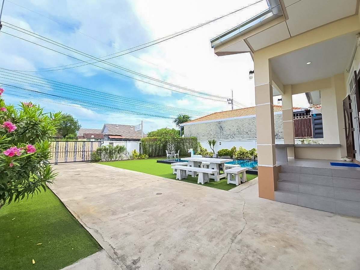 รูป Sattahip Pool Villa for Rent 3 Bedroom Pet Friendly House - รูปที่ 15/16