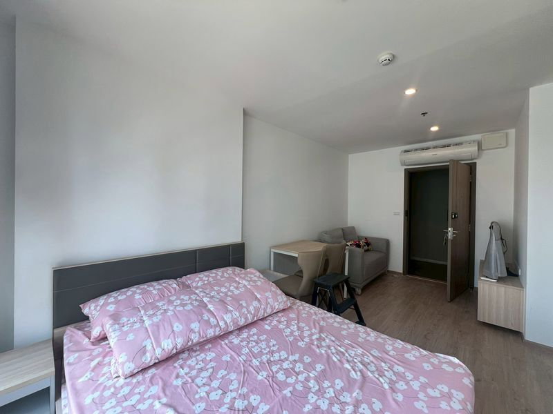 รูป ขายต่ำกว่าตลาด ขายด่วยมาก คอนโด Ideo O2 อาคาร C ห้องพร้อมโอน นัดล่วงหน้าดูห้องจริง โทร 065-451-9256 หนิง นายหน้ามืออาชีพ - รูปที่ 1/18