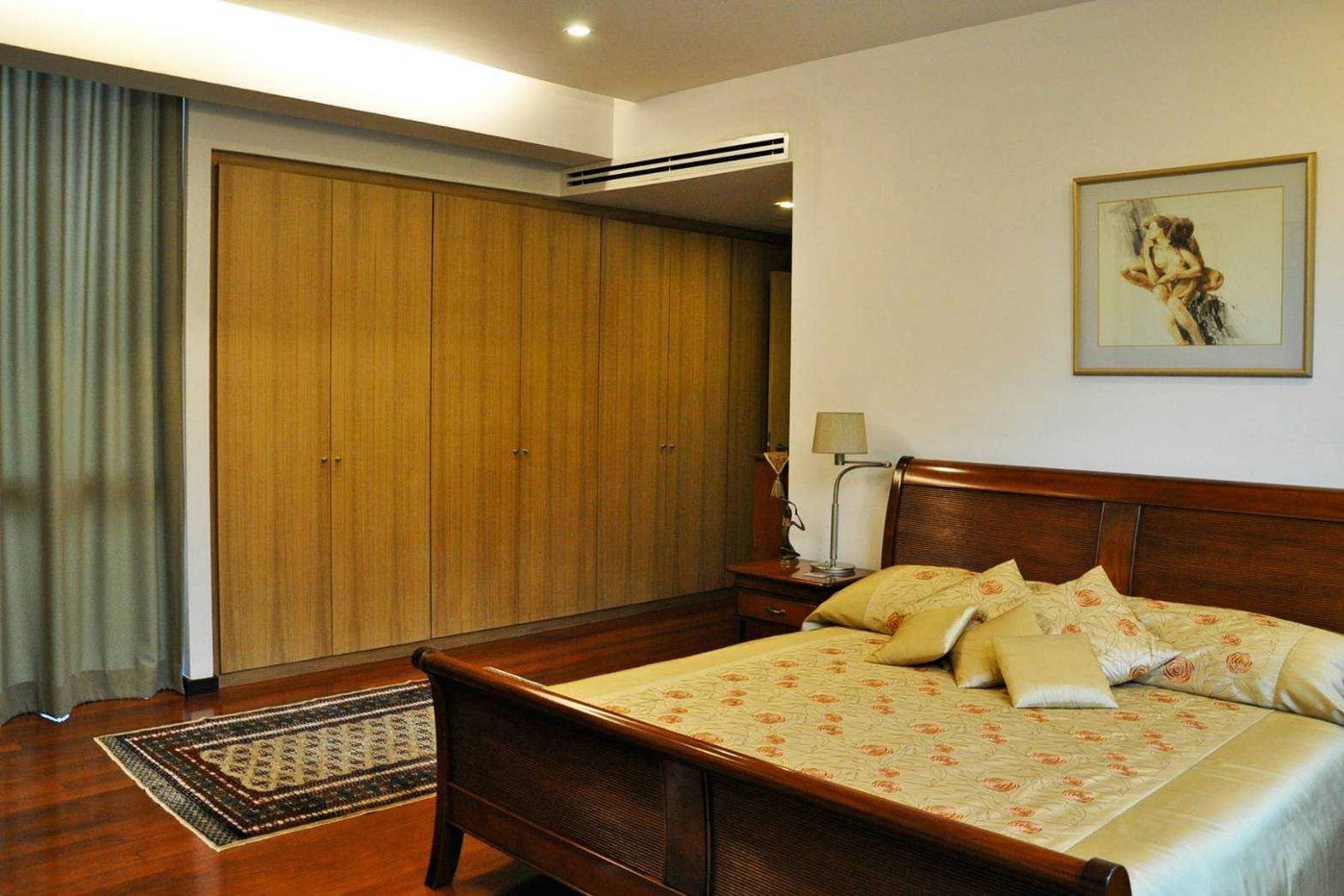 picture LTH7184 – House in compound with Private Swimming pool in Ekkamai FOR RENT 3 beds 4 baths Size 375 Sq.M. Near BTS Ekkamai Station ONLY 175k/month - 5/8