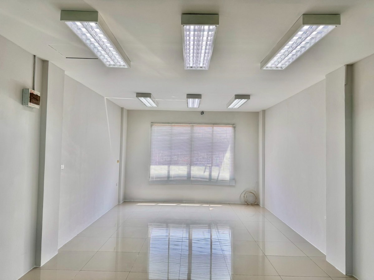 รูป ให้เช่าอาคารพาณิชย์ 4 ชั้น ทำเลค้าขายติดถนนใหญ่ หทัยราษฎร์ ติดถนนหทัยราษฎร์ ตรงข้ามตลาดหทัยมิตร พื้นที่คนพลุกพล่าน เหมาะทำธุรกิจทุกประเภท - รูปที่ 9/9