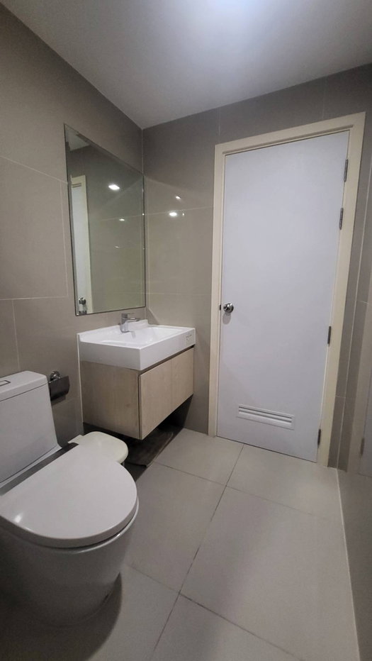 picture Rich Park @ Triple Station For Rent - 12/18