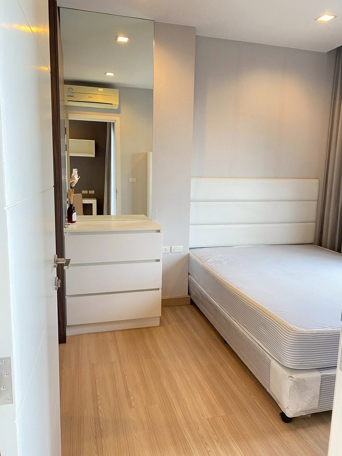 รูป ให้เช่า Urbano Absolute Sathon-Taksin เดินทางสะดวก ใกล้ BTS | Code DS2105 Line @Dstay - รูปที่ 1/6