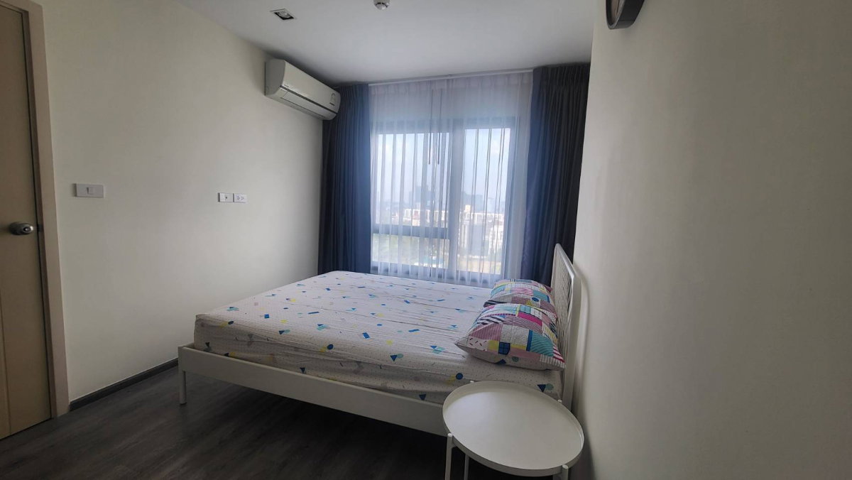 picture Rich Park @ Triple Station For Rent - 3/18