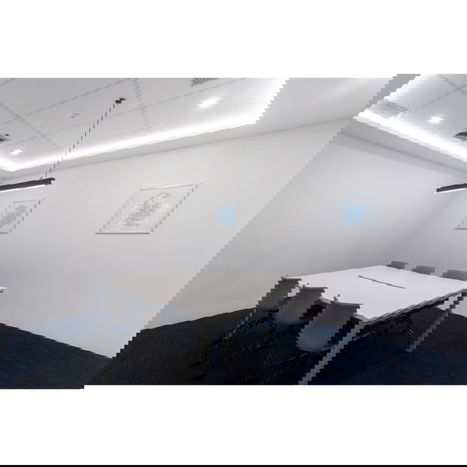 picture Fully serviced private office space for you and your team in HQ SPE Tower - 4/5