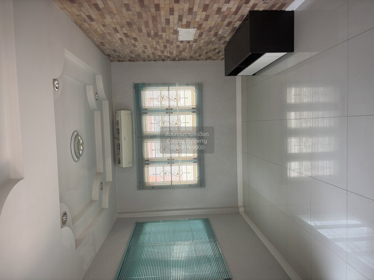 รูป ขายบ้าน  บ้านเพ็ญพร 2 หน้ากว้าง รีโนเวทใหม่ ทุ่งครุ เขต ทุ่งครุ กรุงเทพ CX-145032 ✅ ทักไลน์ @connexproperty ตอบทันที ทีมงานมืออาชีพ ✅ - รูปที่ 4/11