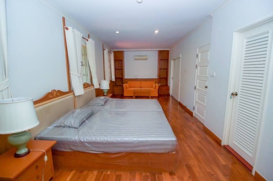 picture LTHC6532 – House FOR RENT in Bang Na 3 beds 4 baths 750 sq.M.Near BTS Bang Na station ONLY 150k/month - 4/7