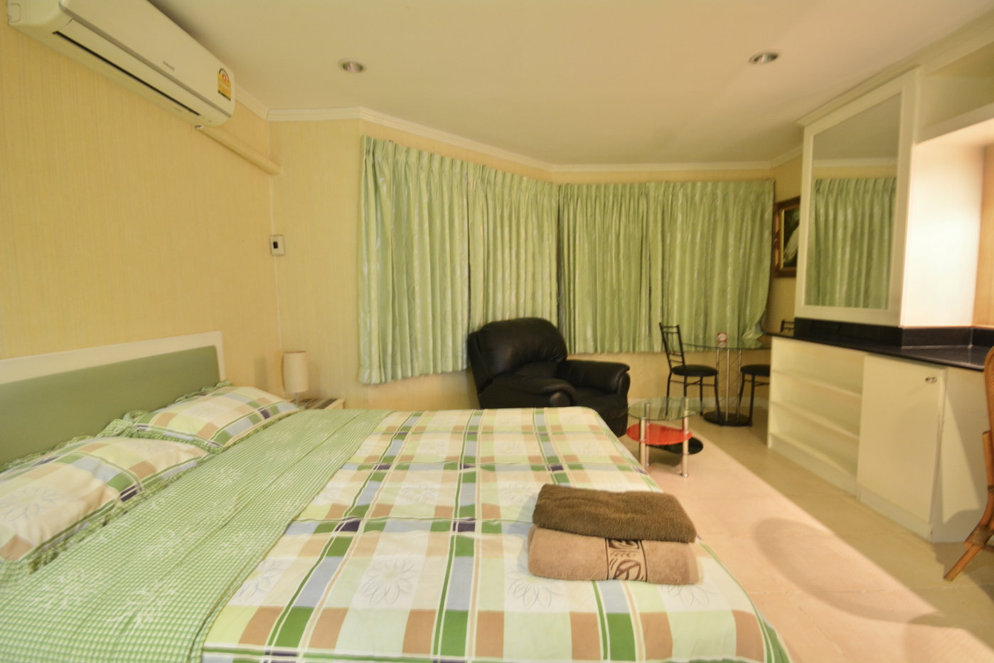 รูป Studio Condo for Rent at Thip Condotel in Jomtien Pattaya - รูปที่ 3/11