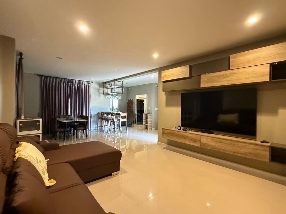 รูป 🏡 ให้เช่าบ้านเดี่ยว ภัสสร เพรสทีจ บางนา–สุวรรณภูมิ (กิ่งแก้ว) บ้านสวย พร้อมอยู่ เฟอร์นิเจอร์และเครื่องใช้ไฟฟ้าครบ - รูปที่ 2/20