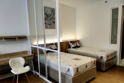 ขายคอนโด : Triple Y Residence【𝐒𝐄𝐋𝐋 & 𝐑𝐄𝐍𝐓】🔥เรียบหรู ดูดีทุกตารางนิ้ว บิ้วอินสวยจบ พร้อมเฟอร์ครบทุกมุม ดีไซน์ตอบโจทย์🔥 ติดต่อไลน์ไอดี: @hacondo