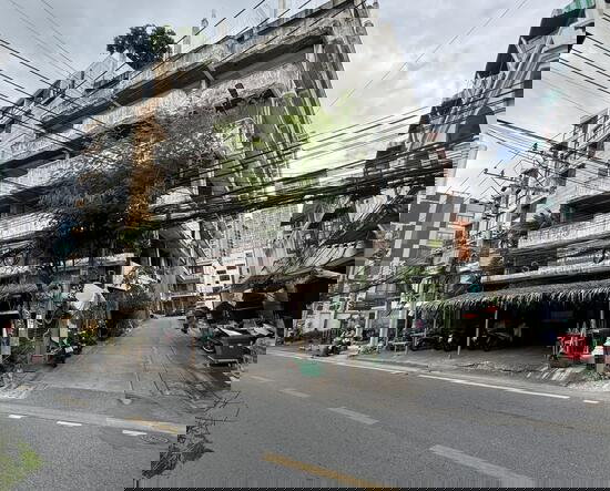 รูป ขายอาคาร 5 ชั้น เขตคลองเตย กทม.  (148 ตรว.) - รูปที่ 3/4