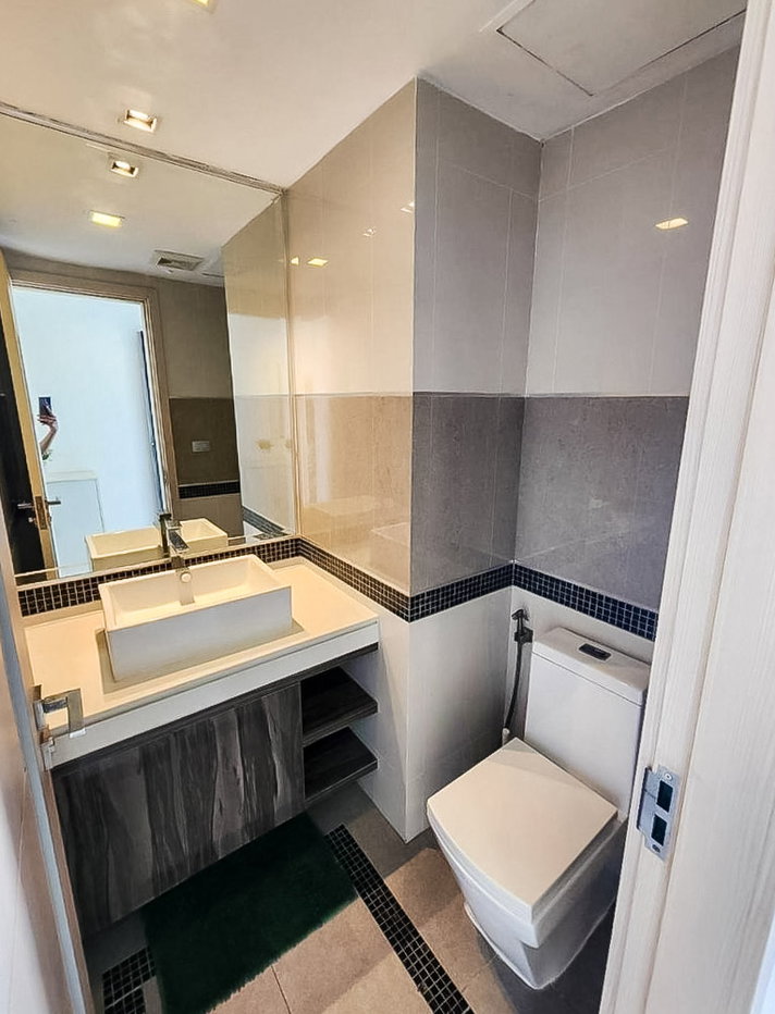 picture For Sale Wongamat Tower 1 Bedroom Sea View Condominium - 7/11