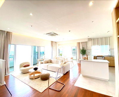 คอนโดให้เช่า : LTHC7096 – Sathorn Park Place FOR RENT 3 beds 3 baths Size 236 Sq.M.Near BTS Chong Nonsi stations ONLY 130k/month