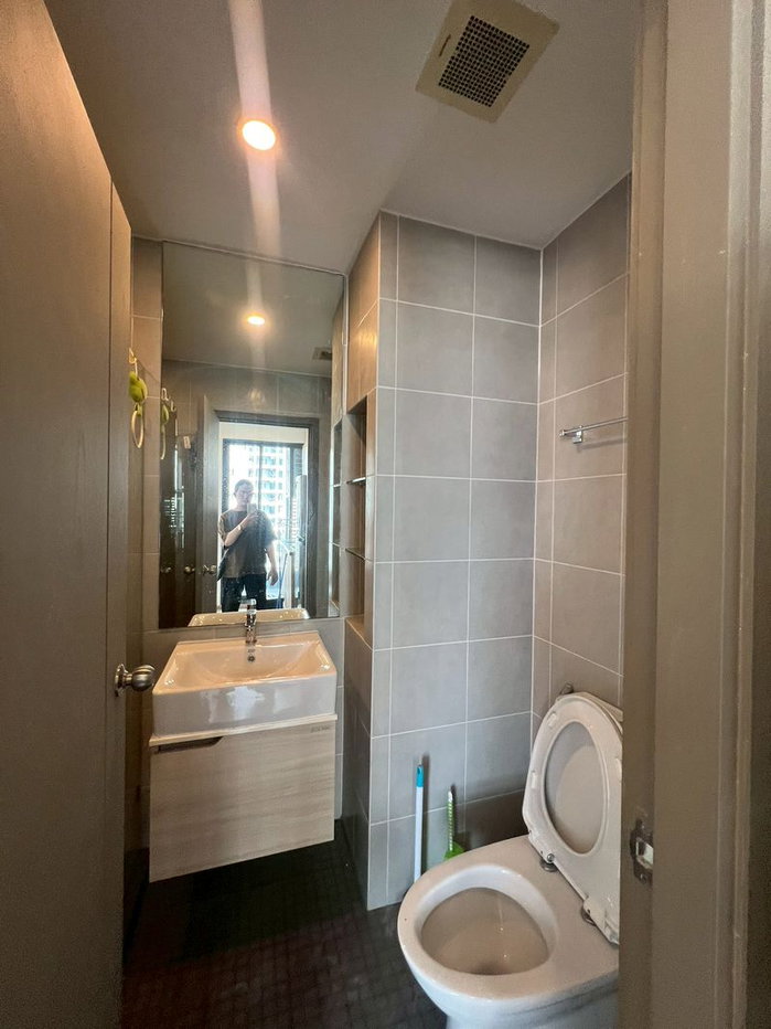 รูป ขายต่ำกว่าตลาด ขายด่วยมาก คอนโด Ideo O2 อาคาร C ห้องพร้อมโอน นัดล่วงหน้าดูห้องจริง โทร 065-451-9256 หนิง นายหน้ามืออาชีพ - รูปที่ 5/18