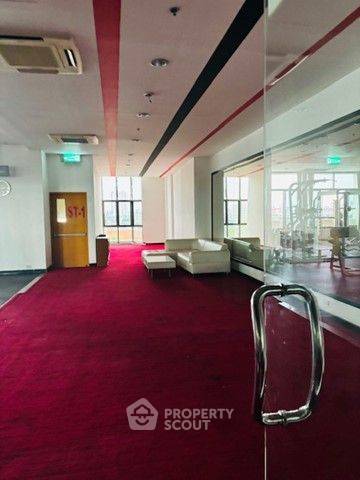 รูป คอนโด 3-ห้องนอน ที่ ทิว ริเวอร์ เพลส คอนโดมิเนียม ใกล้ MRT สิรินธร (ID 1866319) - รูปที่ 35/43