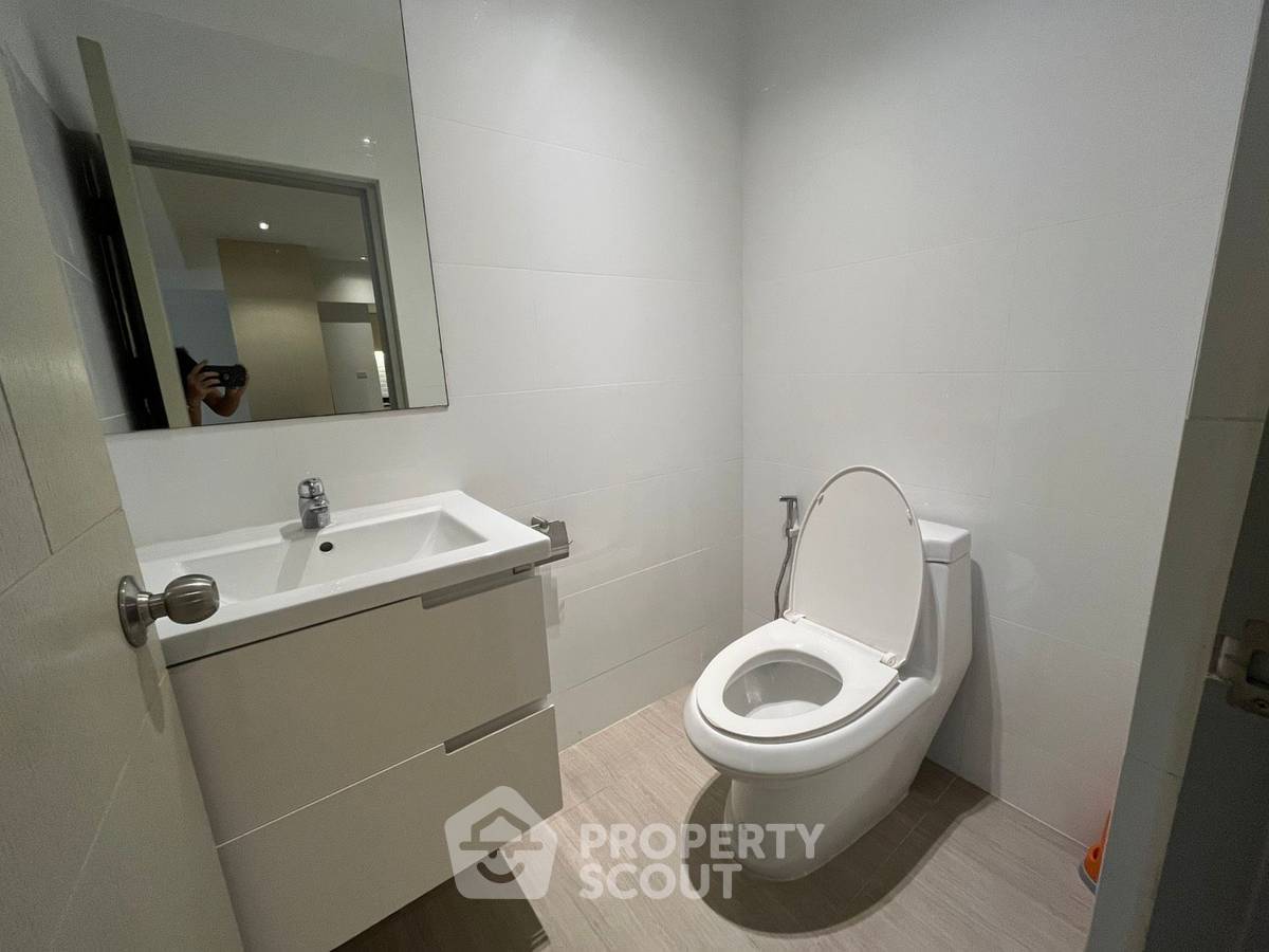 รูป คอนโด 2-ห้องนอน ที่ วิลล่า บาจาจ ใกล้ MRT สุขุมวิท (ID 2074414) - รูปที่ 28/31