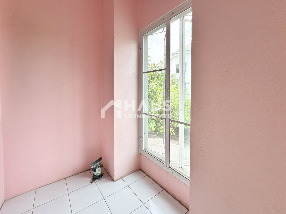 picture Pathawee Kan / 3 Bedrooms #HCWT023 - 11/20