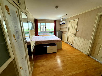 คอนโด ถนนสาทรเหนือ : ขายคอนโด ลุมพินี เพลส สาทร ขนาด 29.68 ตร.ม. | 1 ห้องนอน 1 ห้องน้ำ