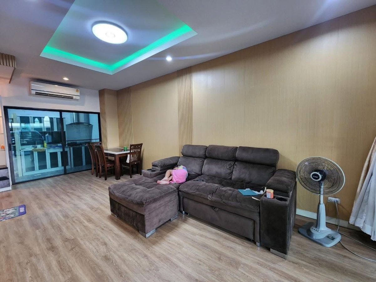 รูป 🌿 **VR0141 | บ้านกลางเมือง พระราม9-กรุงเทพกรีฑา ทาวน์โฮม 3 ชั้น พร้อมอยู่** 🏡✨ - รูปที่ 6/10