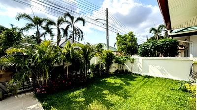 บ้านเดี่ยว ถนนพรประภานิมิต : For Sale 3 Bedroom House in Siam Country Club East Pattaya