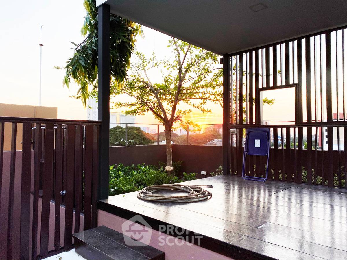 รูป คอนโด 3-ห้องนอน ที่ บ้าน ลักซ์ - สาทร ใกล้ MRT คลองเตย (ID 2751700) - รูปที่ 17/20