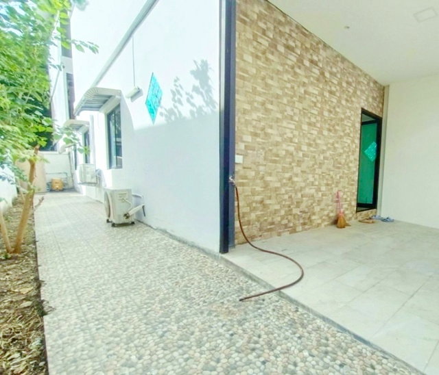 รูป ให้เช่าทาวน์โฮม 3 ชั้น 3 นอน 3 น้ำ ใกล้เดอะมอลล์ บางแค 2.8 กม. 25 ตร.ว. 300 ตร.ม สาทร ตลาดกัลปพฤกษ์ - รูปที่ 3/8