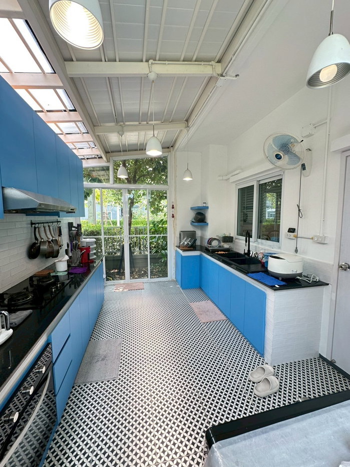 รูป #ให้เช่าบ้านเดี่ยวหลังมุม | Grand Sivarom บางปู 109 (4 ห้องนอน 3 ห้องน้ำ) ทำเลดี ใกล้นิคมบางปู เหมาะอยู่อาศัย / ครอบครัว / ต่างชาติ - รูปที่ 3/19