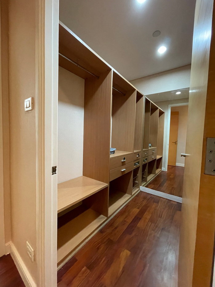 รูป LTHC6477 – Fullerton FOR RENT 2 beds 2 baths Size 100 Sq.M. Near BTS Ekkamai stations ONLY 65k/month - รูปที่ 5/7
