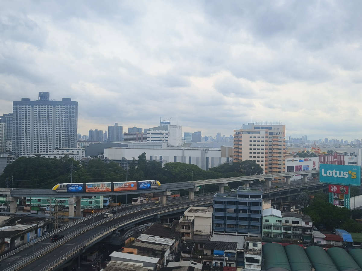 รูป ให้เช่าห้องพักรายสัปดาห์ / รายเดือนอิมม์ โฮเทล ลาดพร้าว บางกะปิ กรุงเทพ ทำเลดี  ใกล้เดอะมอลล์ บางกะปิ - รูปที่ 13/13