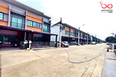 ทาวน์โฮม เขตภาษีเจริญ : ขายทาวน์โฮม 2 ชั้น 26 ตร.ว. สิริเพลส กัลปพฤกษ์ - สาทร ใกล้ BTS วุฒากาศ 
