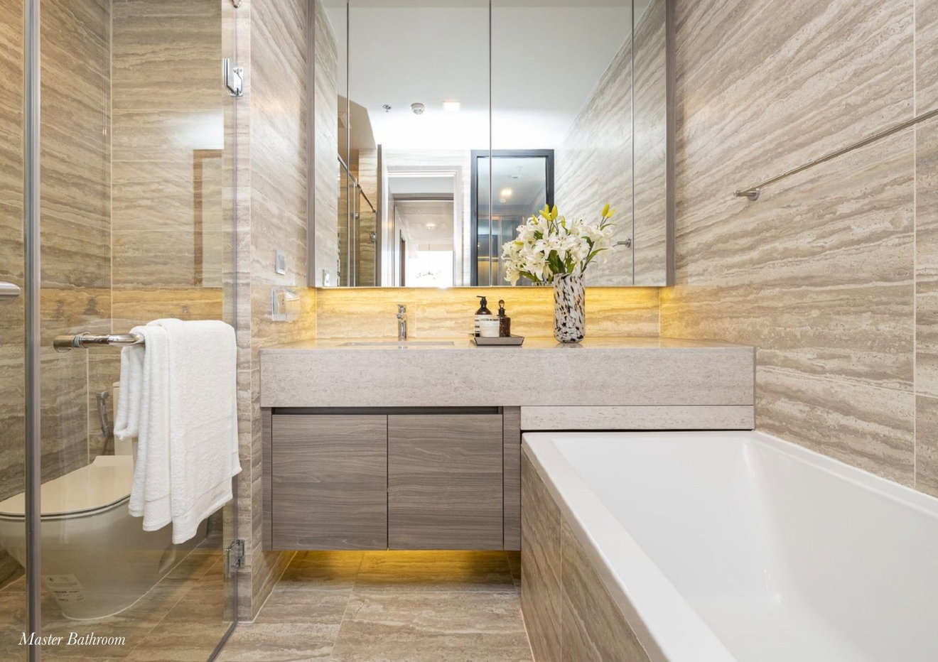 รูป LTH6522 – Celes Asoke FOR SALE 2 beds 2 baths Size 70.08 Sq.M. Near BTS Asok stations ONLY 18.9 MB - รูปที่ 6/7