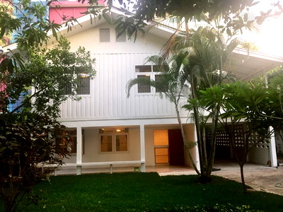 เช่าบ้านเดี่ยว กระทรวงมหาดไทย : LTH6203 – House FOR RENT in Thonglor 3 beds 2 baths size 400 Sq.M. Nearby BTS Thonglor station ONLY 65k/Month